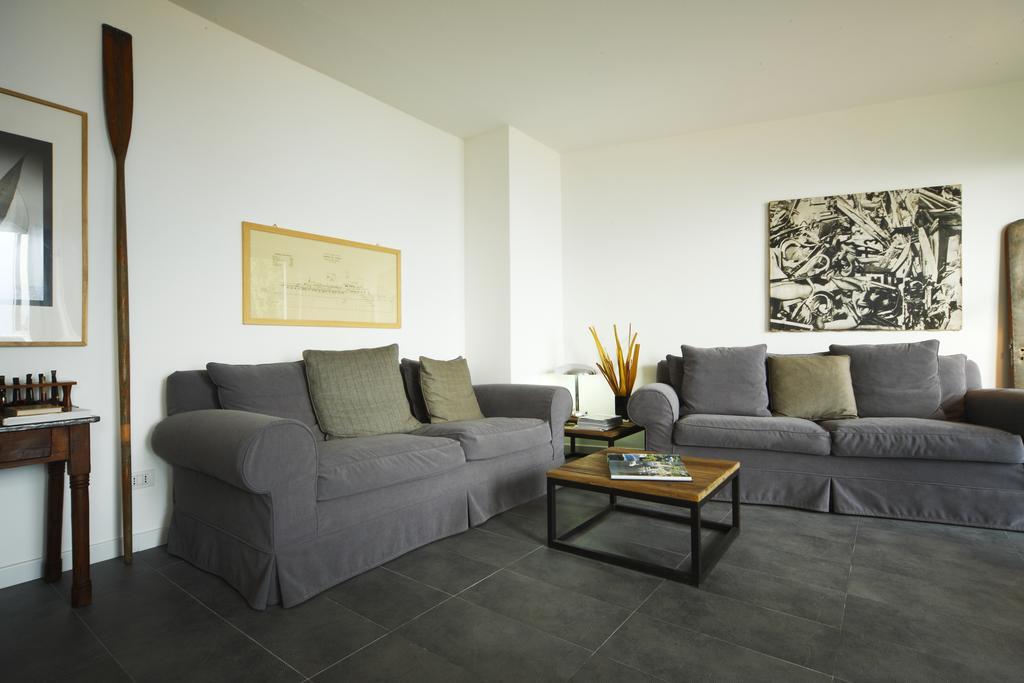 Charming Lake View Apartment เบลลาโจ ภายนอก รูปภาพ